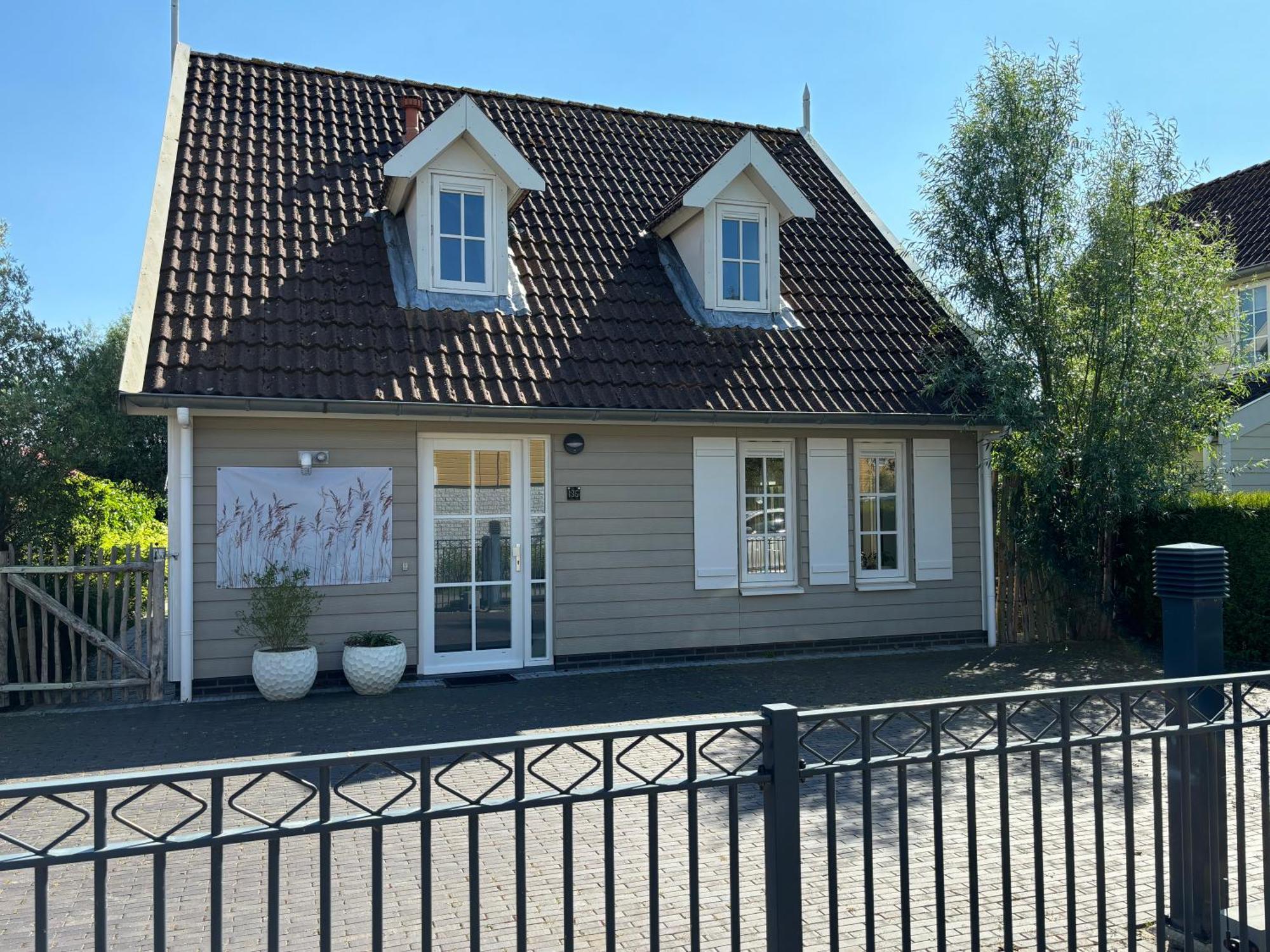 Comfortabel En Gezellig Vakantiehuis Bij Het Strand Wemeldinge Eksteriør billede
